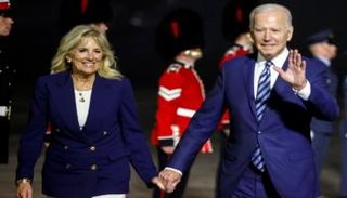 جانب من وصول بايدن وززجته إلى بريطانيا 