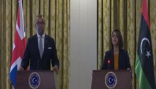 نجلاء المنقوش وجيمس كليفرلي