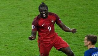 النجم البرتغالي إيدير 