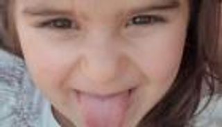 ميلا ماتت.. طفلة مصابة بالسرطان لم تجد مستشفى لبنانيا لإنقاذها