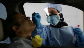 فحص كورونا من السيارة بالإمارات