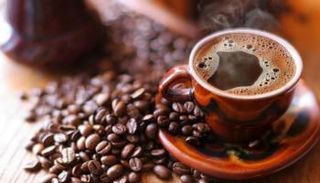 الوقت المثالي لتناول القهوة هو بين الوجبات الرئيسية- أرشيفية