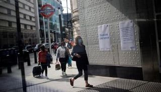 السلالة الجديدة قد تؤخر عودة الحياة إلى طبيعتها في بريطانيا