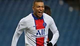 كيليان مبابي نجم باريس سان جيرمان