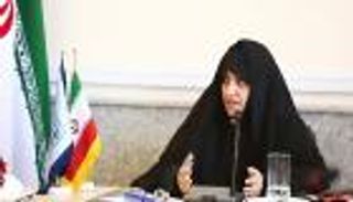 انتخابات إيران بأمر خامنئي.. زوجة "رئيسي" تعارض ترشحه