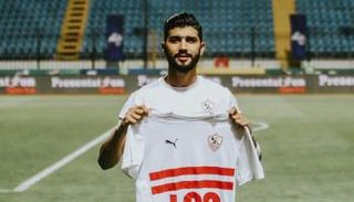 فرجاني ساسي لاعب خط وسط الزمالك