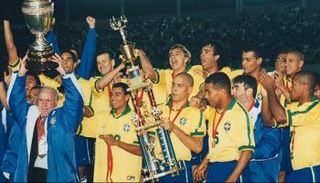 ماريو زاجالو مدرب البرازيل الأسبق