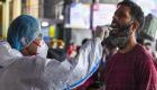 كورونا حول العالم.. الإصابات تتجاوز 175 مليونا وأقل حصيلة يومية بالهند