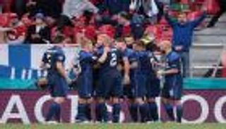 يورو 2020.. منتخب فنلندا يدخل التاريخ في ليلة سقوط إريكسن