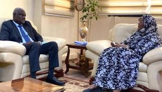 جانب من لقاء وزيرة الخارجية السودانية ورئيس المفوضية الأفريقية