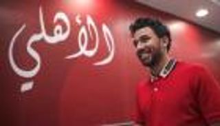 "قفشة كسر الآيباد".. تريزيجيه يعود إلى الأهلي بأمنية و4 ذكريات