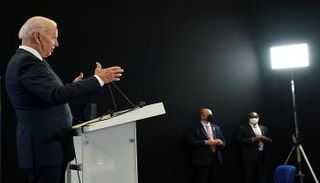 الرئيس الأمريكي جو بايدن خلال المؤتمر