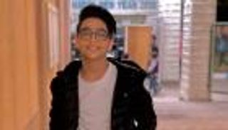 معاذ عيسى.. نجم "ذا فويس كيدز" يضرب زميله بـ"مفتاح في رأسه"