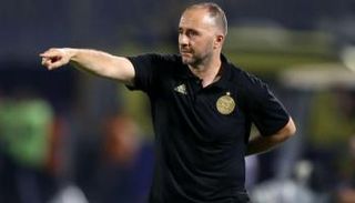 جمال بلماضي مدرب منتخب الجزائر