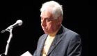 الموت يُغيّب الشاعر العراقي سعدي يوسف في لندن