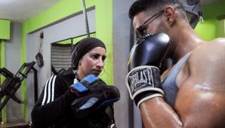 صباح عبدالحليم تمارس عملها