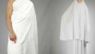 محظورات ملابس الإحرام للرجال والنساء.. وما هي طريقة الارتداء الصحيحة؟