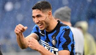 أشرف حكيمي لاعب إنتر ميلان