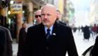 محامي سيف الإسلام القذافي.. كريم خان مدعيا عاما "للجنائية الدولية"