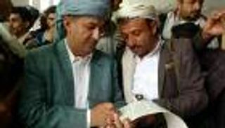 الحوثيون يعيدون أسواق النخاسة والجواري.. مهر زهيد للعروس وبدون حفل زفاف