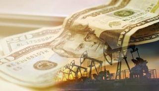 ارتفاع أسعار النفط واستقرار الدولار 