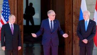 الرئيس السويسري في استقبال بايدن وبوتين- الفرنسية