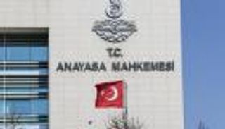 "المحكمة الدستورية" تطلق يد أردوغان على الشعب التركي