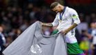 "لم أكن مستعدا لتلك اللحظة".. راموس يودع ريال مدريد بالدموع