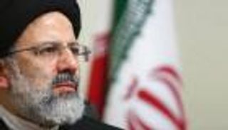 المتشددون بانتخابات إيران.. ترهيب لتأمين فوز "رئيسي"