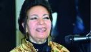 وفاة الشاعرة العراقية لميعة عباس عمارة عن 92 عاما