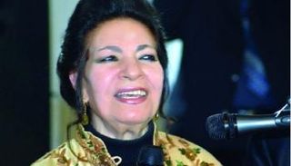 الشاعرة العراقية لميعة عباس عمارة