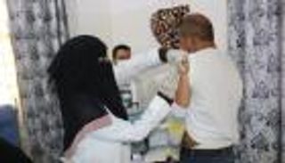 إقبال متزايد على لقاح كورونا بمحافظات اليمن المحررة
