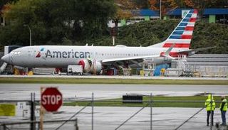 طائرة "بوينج 737 ماكس" تابعة للخطوط الجوية الأمريكية- أ ف ب 