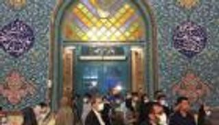 إغلاق كل مراكز الاقتراع بإيران.. وطهران الأكثر عزوفا