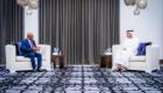 عبدالله بن زايد ووزير خارجية المالديف يبحثان العلاقات الثنائية