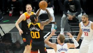 من مباراة لوس أنجلوس كليبرز ويوتا جاز