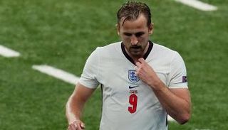 هاري كين بقميص إنجلترا