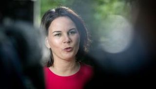 أنالينا بربوك رئيسة حزب الخضر الألماني