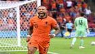 "حلم أصبح حقيقة".. أول تعليق من ديباي بعد انتقاله إلى برشلونة