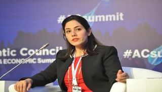 سارة فاخشوري رئيسة شركة "إس في بي إنرجي"