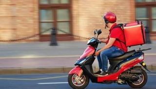 خدمة التوصيل إلى المنازل - أرشيفية