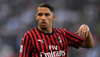 إسماعيل بن ناصر نجم ميلان 