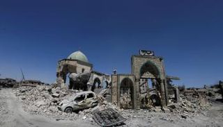 معاول الإرهاب هدمت جامع النوري فأنقذته أيادي الإمارات