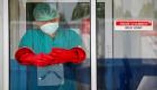 بعد انتشار سلالة "دلتا".. إندونيسيا تتخطى عتبة مليوني إصابة بكورونا