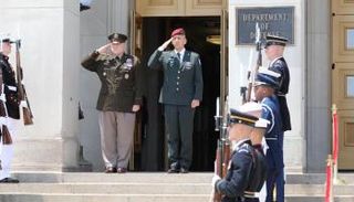 رئيس الأركان الإسرائيلي خلال زيارته إلى واشنطن