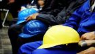 "انتفاضة عمالية" في إيران.. إضراب يتحدى الفصل والتجويع