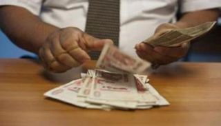 أسعار اليورو والدولار في الجزائر اليوم الثلاثاء