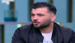 عماد متعب نجم الأهلي ومنتخب مصر السابق