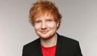 النجم العالمي "إد شيران" في عرض خاص على "تيك توك"