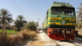 قطار يجتاز مناطق جنوب العراق